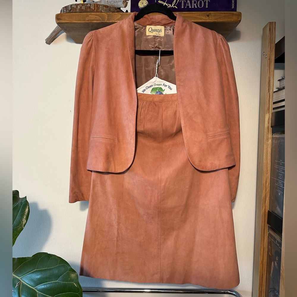 Vintage Women’s Suede Skirt Suit